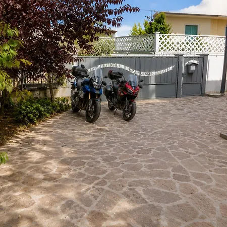 Nocleg ze śniadaniem Garden Fuorirotta 4*