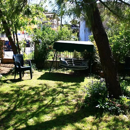 Nocleg ze śniadaniem Garden Fuorirotta 3*